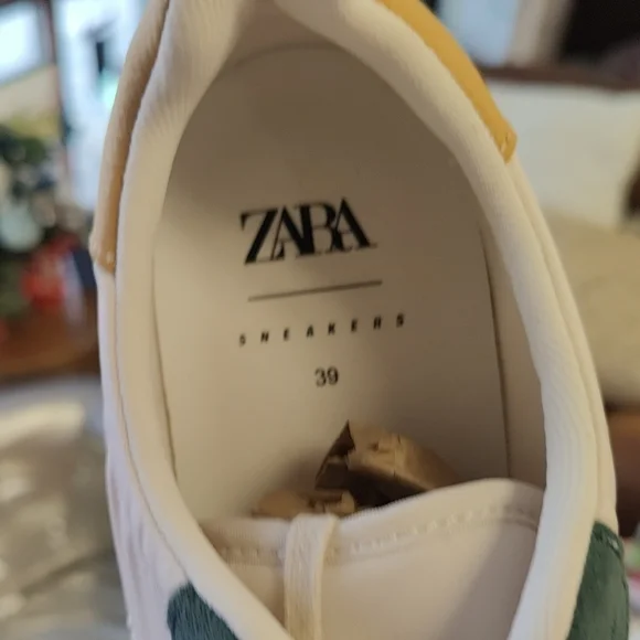 Zara White & Teal Suede-Trim Low-Top Sneakers - Picture 3 of 10